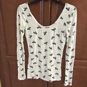 Women's White and Black Patterned Top